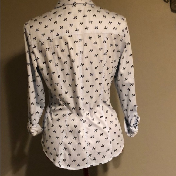 7th Avenue New York & company trendy top - Picture 5 of 6